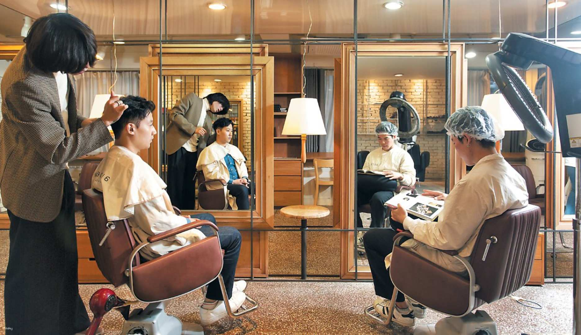 [K-Beauty] K-POP Styling Experience (Private Tour) | South Korea - Photo 1 of 6